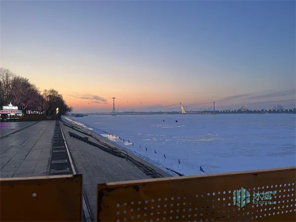 历届之最！哈尔滨松花江冰雪嘉年华开工啦~