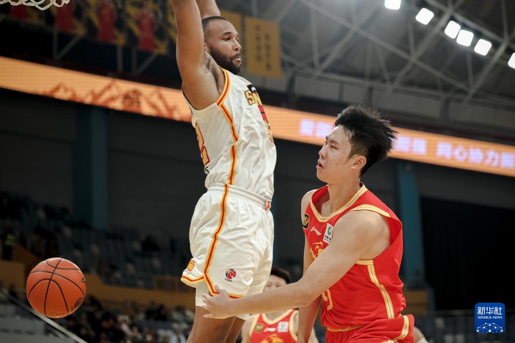 CBA常规赛：浙江方兴渡对阵深圳马可波罗