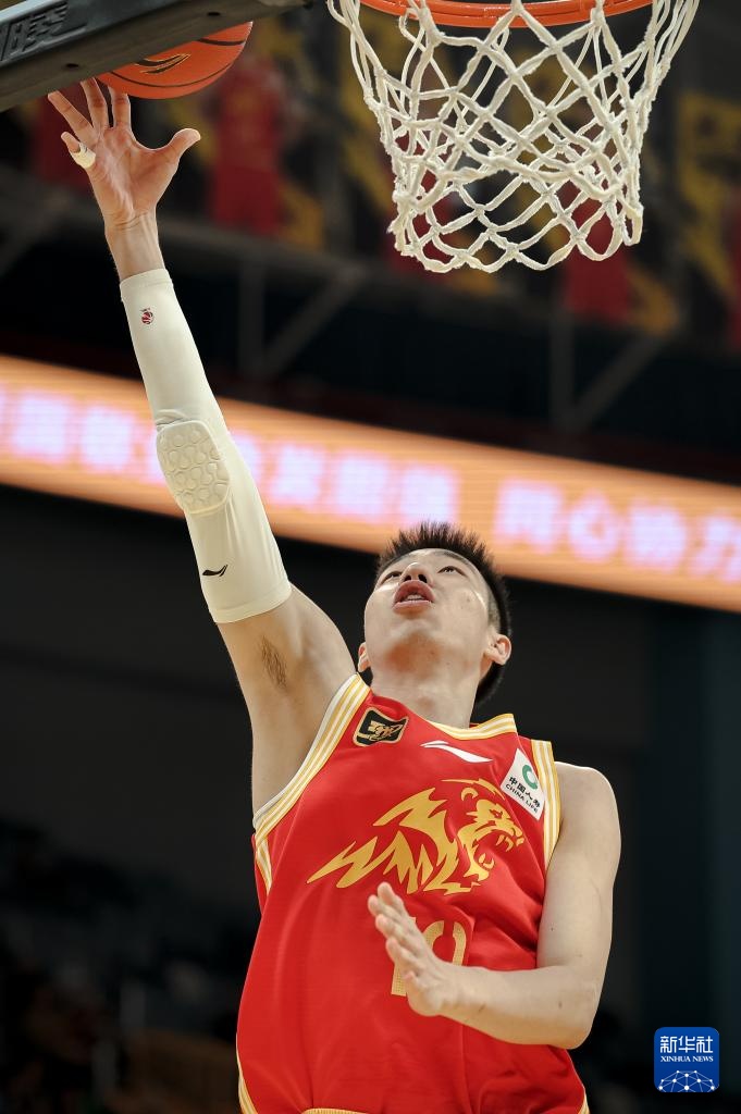 CBA常规赛：浙江方兴渡对阵深圳马可波罗