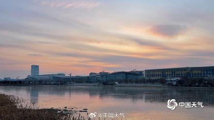 北京晚霞一秒入画 浪漫登场 北京晚霞一秒入画 浪漫登场