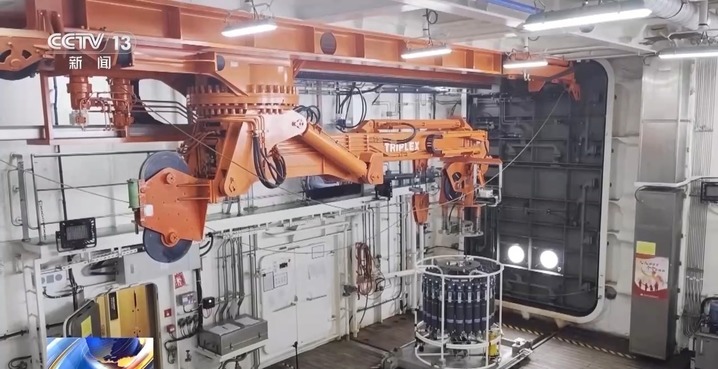 抵达南极大陆冰盖！“雪龙2”号的破冰“三板斧”了解一下