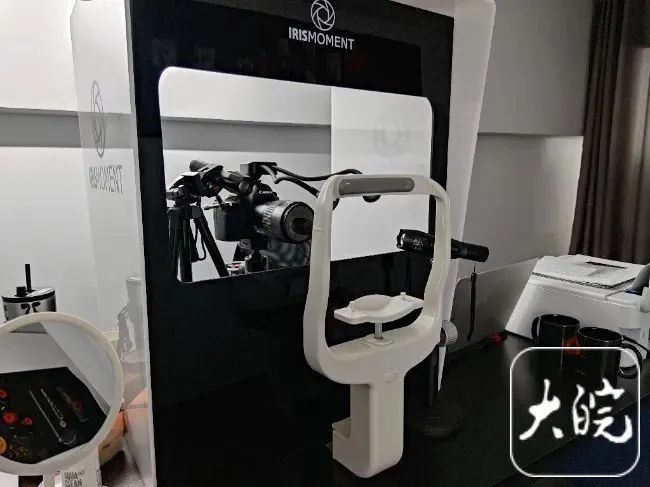 突然走红！有人开始给眼珠拍写真，医生紧急提醒：有危险