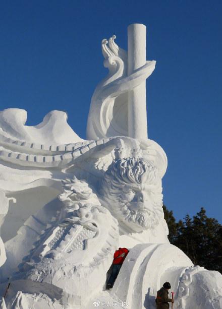 大圣归来！悟空归来雪雕现身尔滨