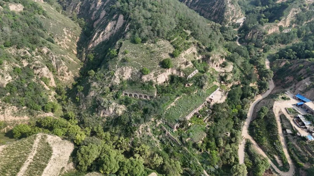 陕西又发现一座龙山时代早期大型石城遗址！距今4500年