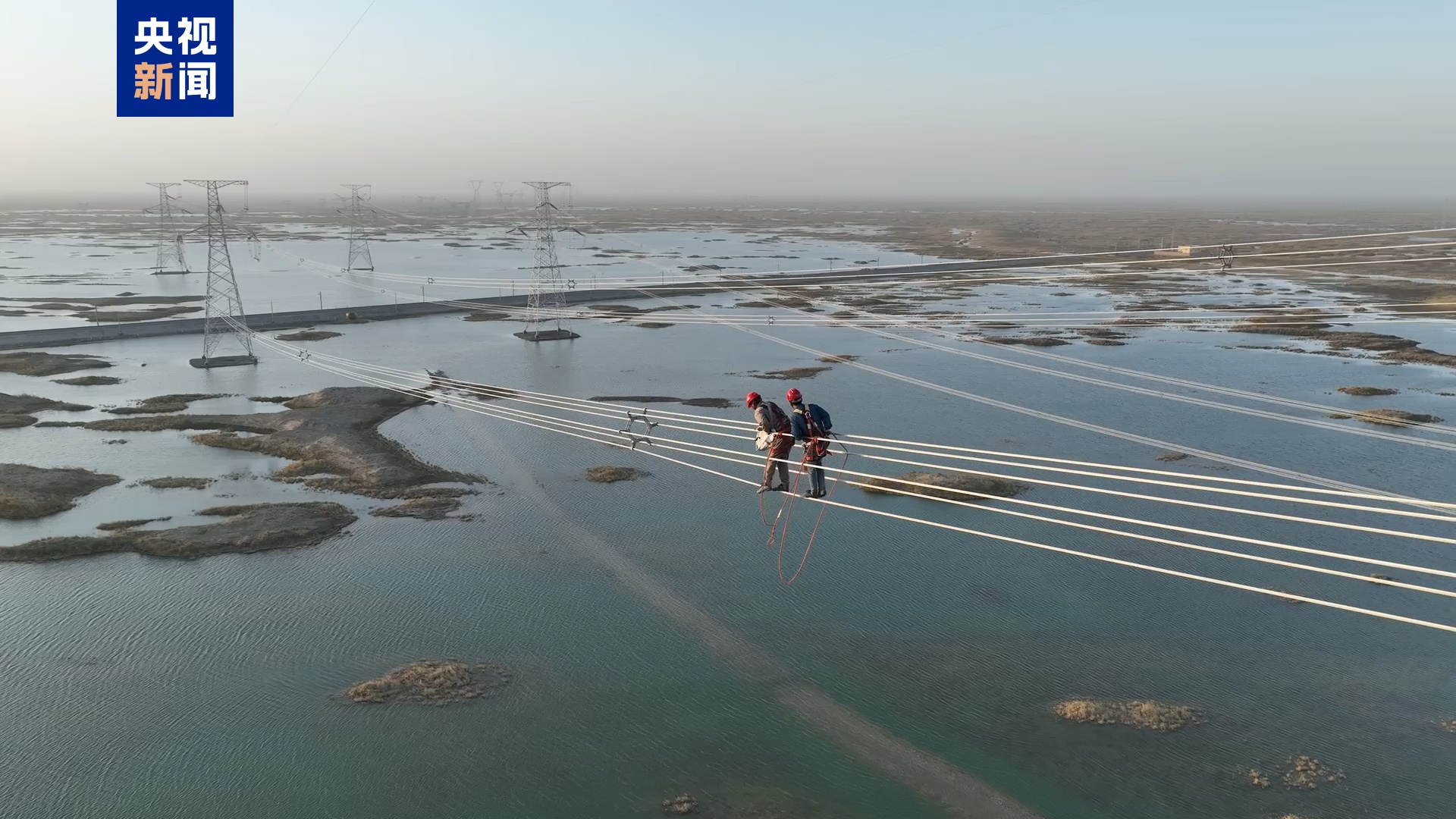 超90%在沙漠 我国沙漠线路最长的750千伏输变电工程建成投运 超90%在沙漠 我国沙漠线路最长的750千伏输变电工程建成投运