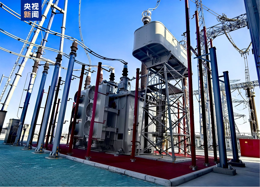 超90%在沙漠 我国沙漠线路最长的750千伏输变电工程建成投运 超90%在沙漠 我国沙漠线路最长的750千伏输变电工程建成投运