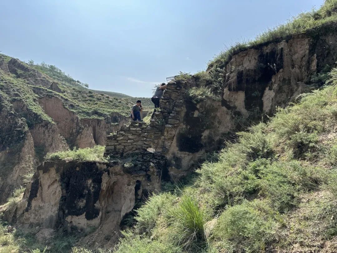 陕西又发现一座龙山时代早期大型石城遗址！距今4500年