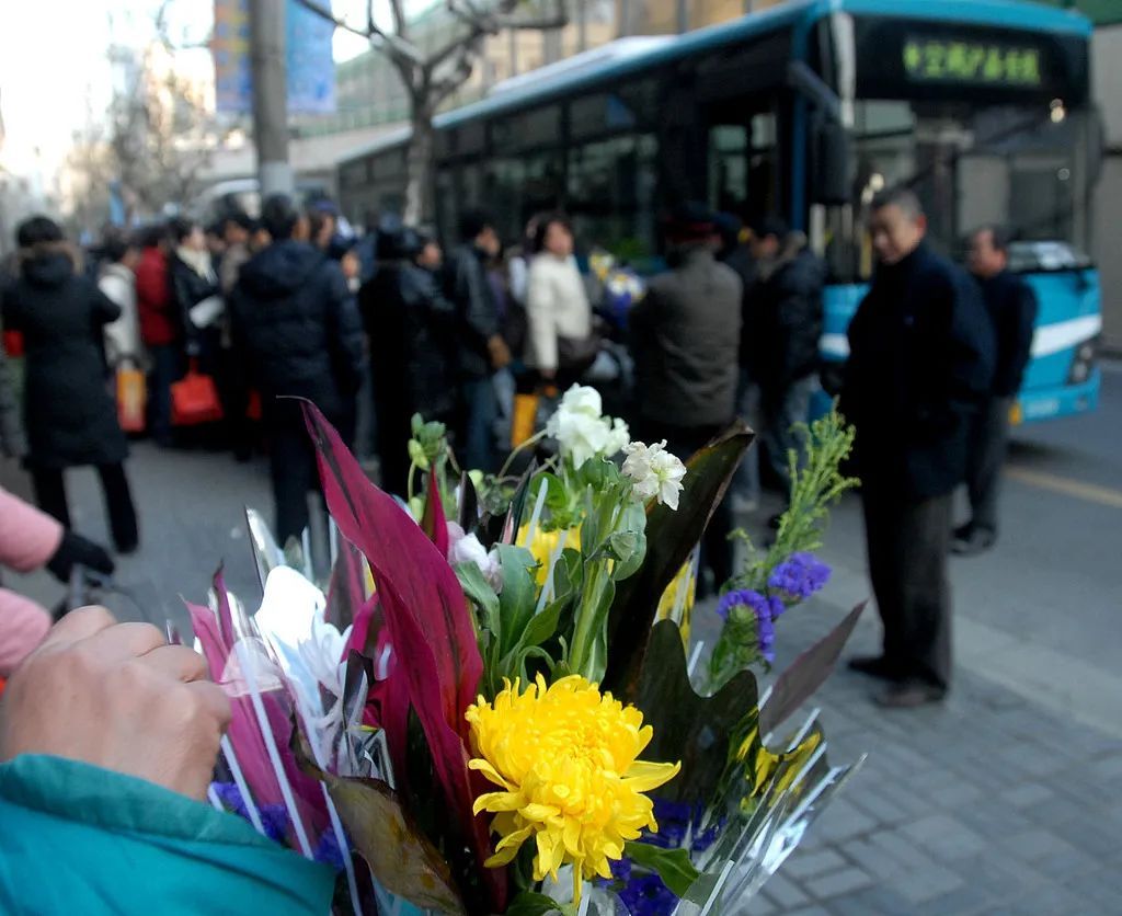 上海人注意！冬至祭扫高峰将至，15日无前往淀山湖归园的轨交短驳车