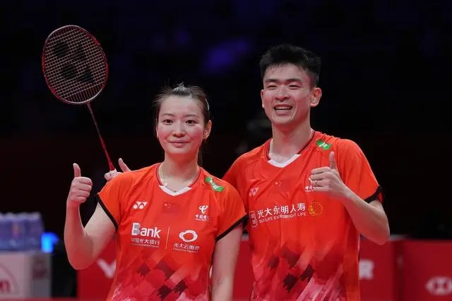 最后一舞!“雅思”组合三连冠完美收官 最后一舞!“雅思”组合三连冠完美收官