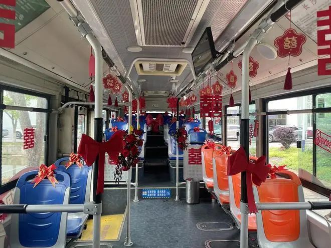 刷屏！杭州姑娘神秘婚车曝光，价格感人！很多年轻人盯上了！晚了根本预订不到...