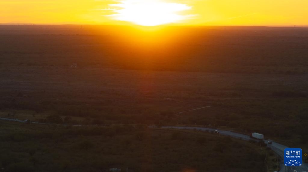 俯瞰墨美边境城市雷诺萨 俯瞰墨美边境城市雷诺萨