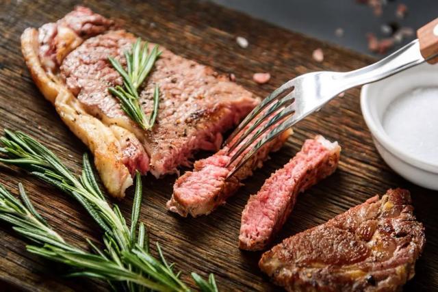 嘴唇干裂原来不是缺水，而是缺这个！