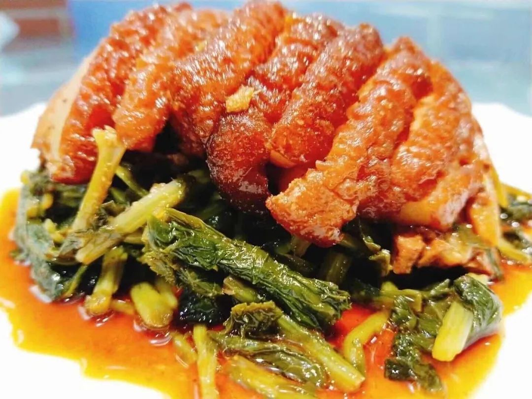 刚刚拍下！阜阳坝埂、田间忽然来了一批人！ 在干啥？