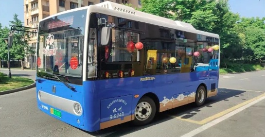 刷屏！杭州姑娘神秘婚车曝光，价格感人！很多年轻人盯上了！晚了根本预订不到...