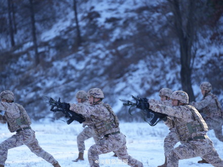 热血沸腾！武警官兵雪地刺杀训练