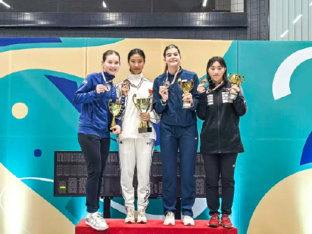 青年女佩世界杯匈牙利站 中国小将饶雪怡首夺金 青年女佩世界杯匈牙利站 中国小将饶雪怡首夺金