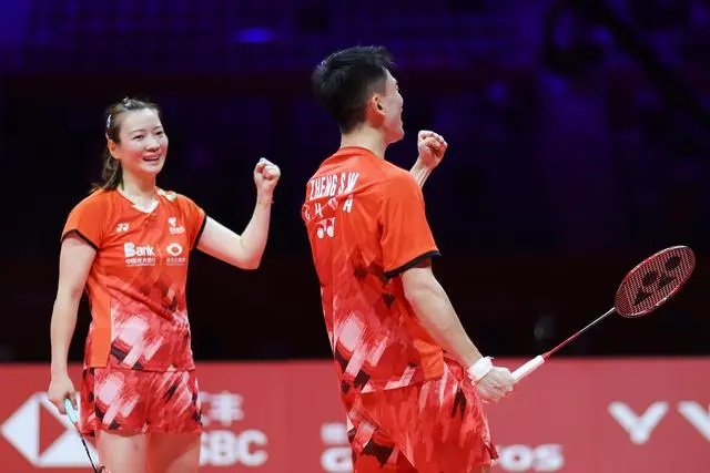 最后一舞!“雅思”组合三连冠完美收官 最后一舞!“雅思”组合三连冠完美收官