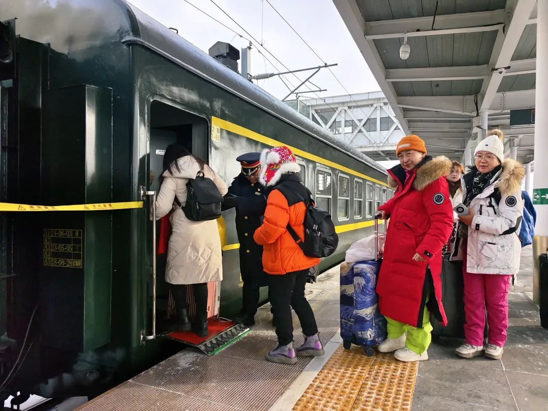 最新消息，绥芬河与俄罗斯格罗迭科沃间的国际旅客列车恢复开行！