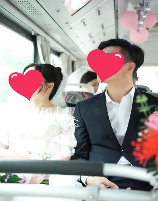 刷屏！杭州姑娘神秘婚车曝光，价格感人！很多年轻人盯上了！晚了根本预订不到...