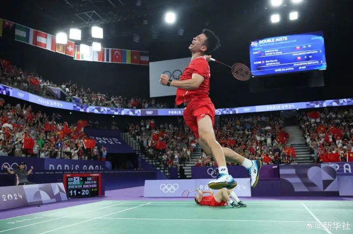 赢了!杭州满场呐喊声!说好不哭的,根本忍不住啊…… 赢了!杭州满场呐喊声!说好不哭的,根本忍不住啊……