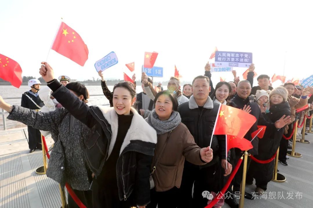 出征！第47批护航编队解缆起航奔赴亚丁湾