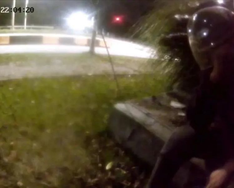 深夜,浙江一男子情绪崩溃:“谁都不要我了……” 深夜,浙江一男子情绪崩溃:“谁都不要我了……”