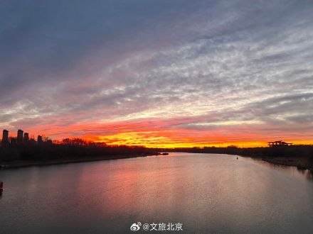 被今早的北京朝霞美到了！您看到了吗?