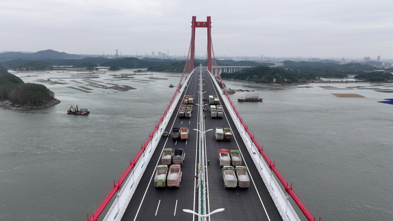 广西最长跨海大桥——龙门大桥完成荷载试验 广西最长跨海大桥——龙门大桥完成荷载试验