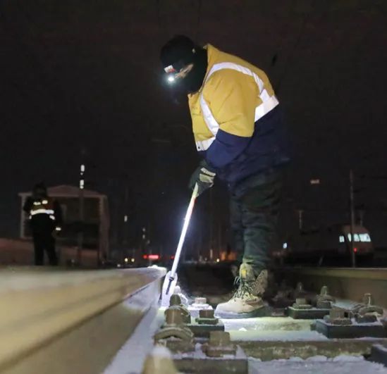 铁路人的“玩雪工具”，猜猜有多少种？