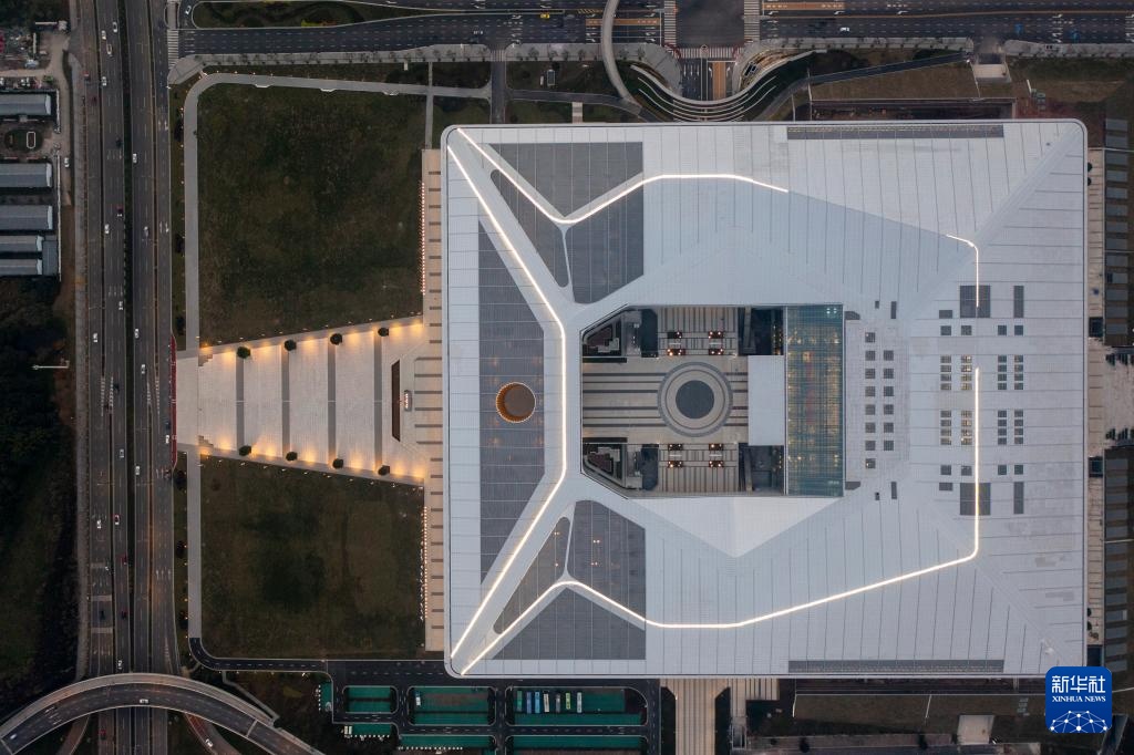 西部（重庆）科学城科学会堂即将正式投用