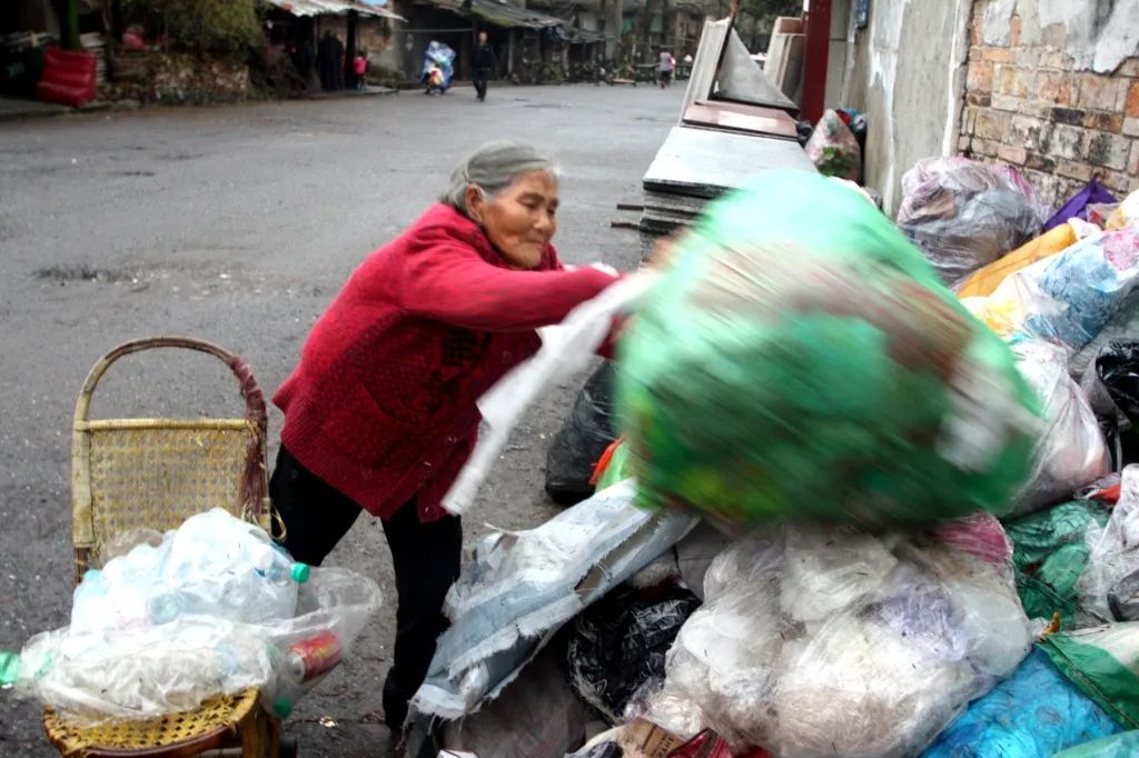 一个女人和她的38个孩子