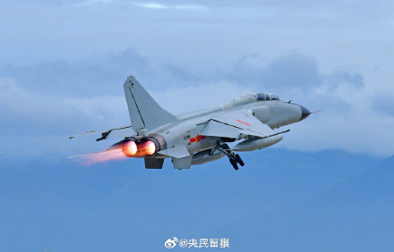 燃！空军航空兵飞训大片