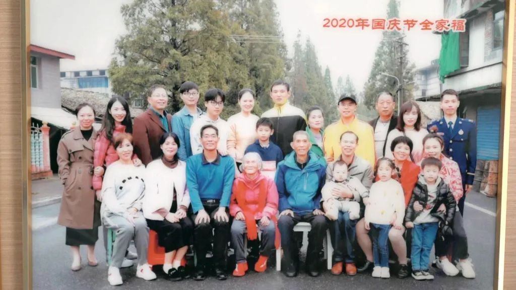 一个女人和她的38个孩子