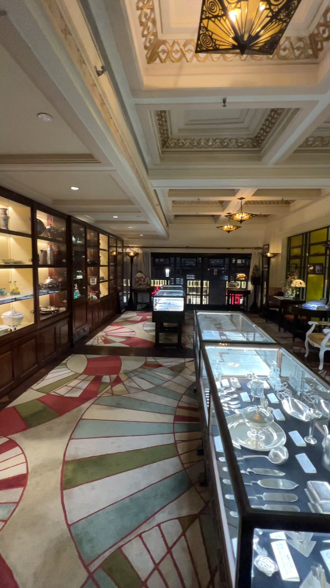 上海和平饭店298元套餐被吐槽，饭店方回应了！实地体验→