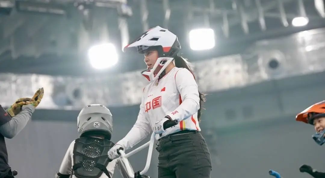 邓雅文:夺冠之后,成长继续 邓雅文:夺冠之后,成长继续