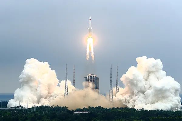 痛别！巨星陨落，他曾在上海求学工作...