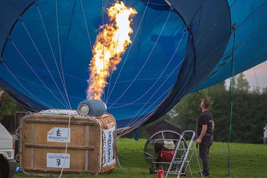 比东北的凡尔赛澡堂还卷的,可能是这个飞上天的桑拿房 比东北的凡尔赛澡堂还卷的,可能是这个飞上天的桑拿房