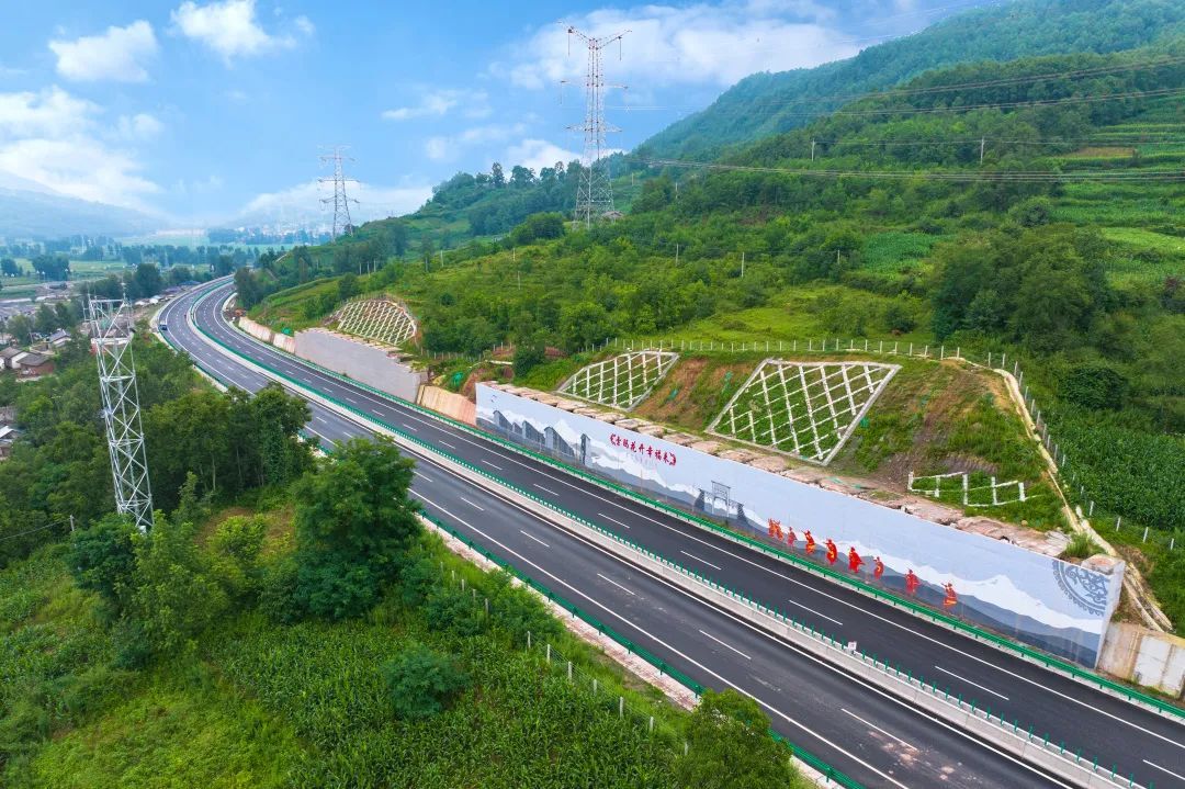 建成通车！四川不通高速县-2