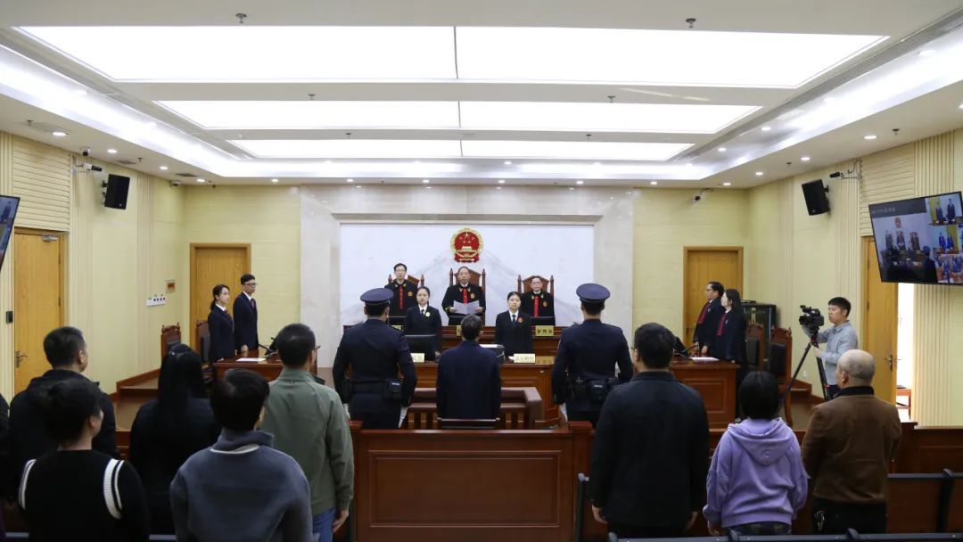 受贿1.86亿余元，柳州市委原书记吴炜一审被判死缓