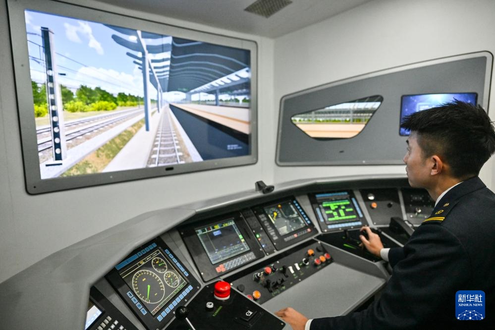 智能化技术保障京张高铁平稳运行 智能化技术保障京张高铁平稳运行