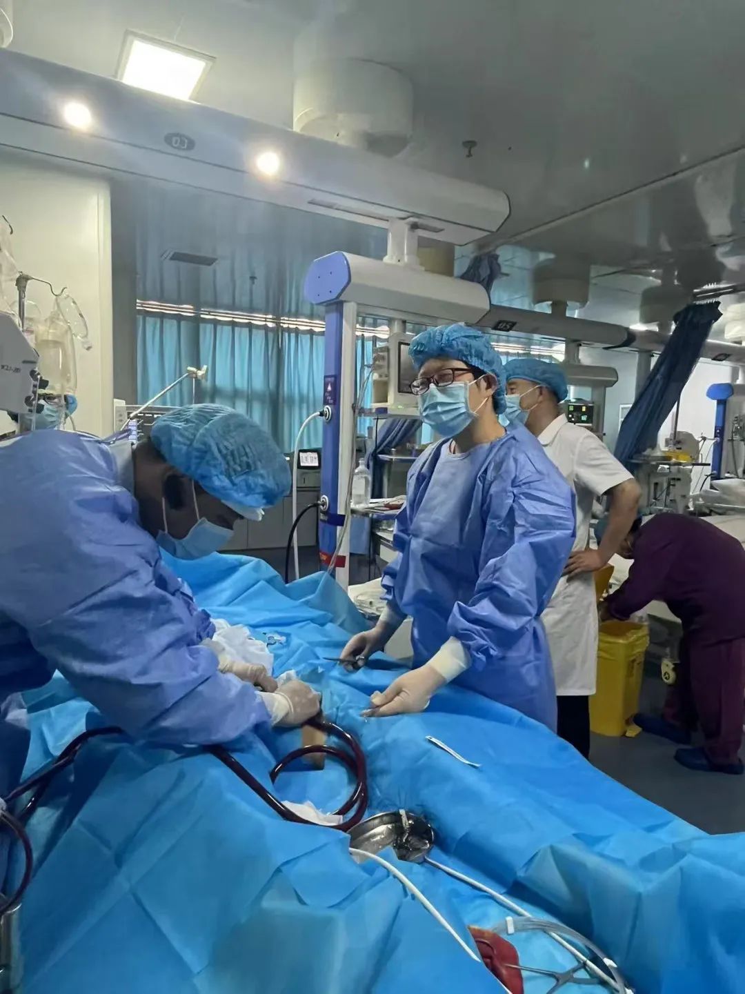 G7182次列车突发！阜阳的她立即上前！