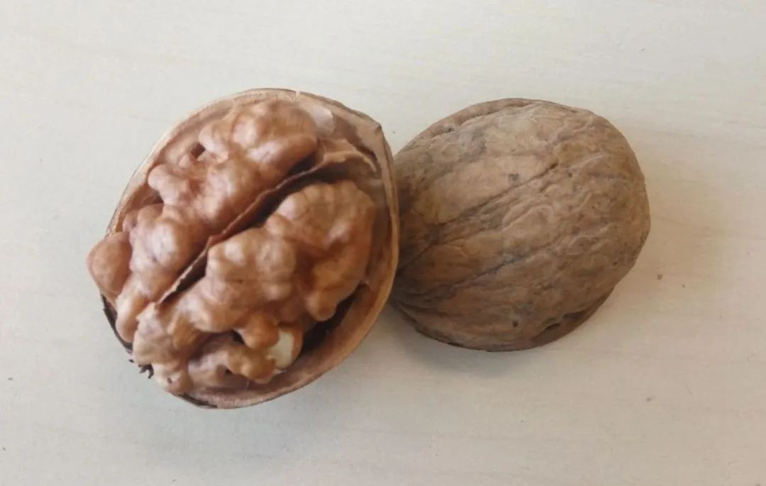 饮食上做个小改变就能降血压!这些食物自带“降压”属性! 饮食上做个小改变就能降血压!这些食物自带“降压”属性!