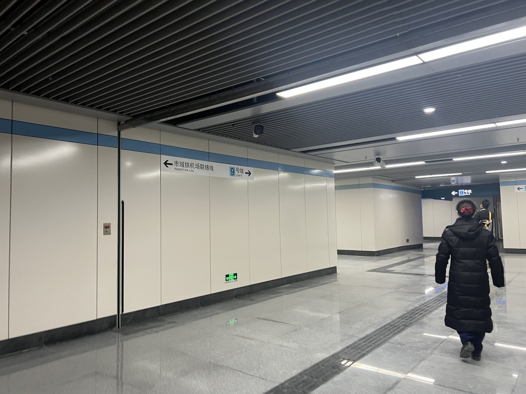 40分钟连通上海两大机场，市域机场线乘坐体验如何？换乘方便吗？