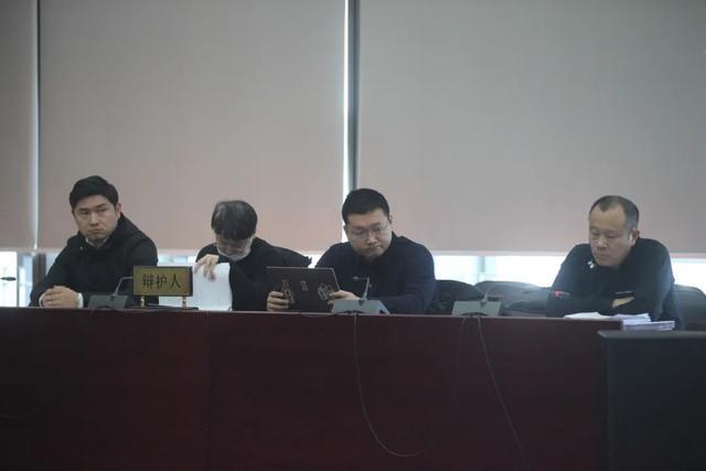 散装鸡蛋假冒品牌鸡蛋，销售金额超百万元，4人团伙受审