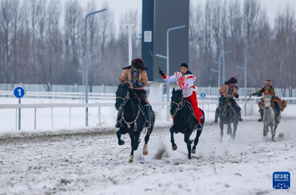 新疆博乐2024-2025冰雪文旅活动开幕