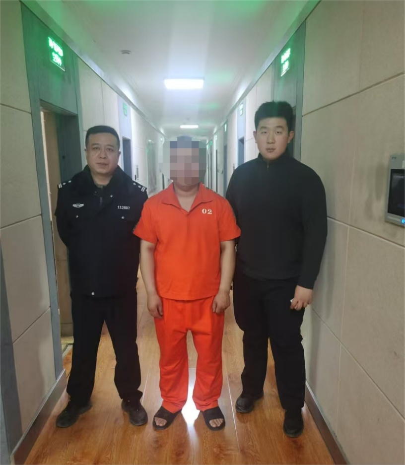车子一夜之间不翼而飞！监控拍下这一幕……