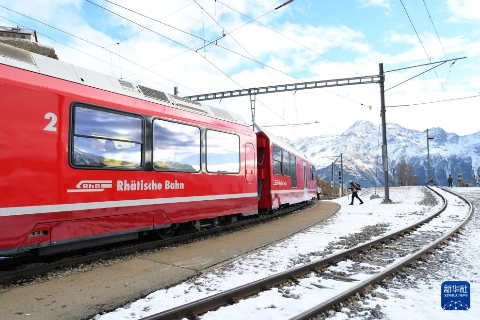 现代与传统的交响——穿越阿尔卑斯的百年铁路 现代与传统的交响——穿越阿尔卑斯的百年铁路