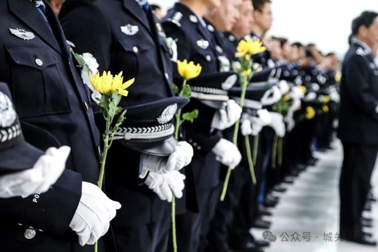 拉萨一民警因公牺牲，年仅38岁！遗体告别仪式21日举行