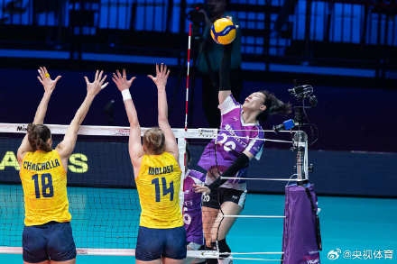 女排世俱杯 科内利亚诺夺冠