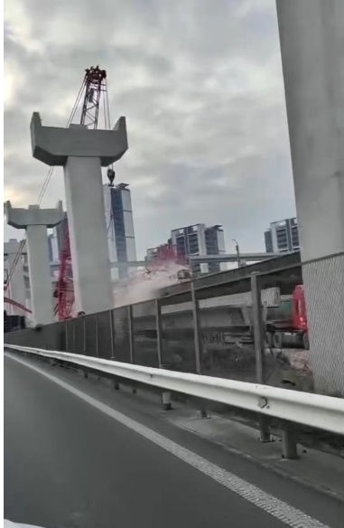 上海地铁突发！11号线受损，乘客已疏散！涉及这个方向的乘客不要乘坐→